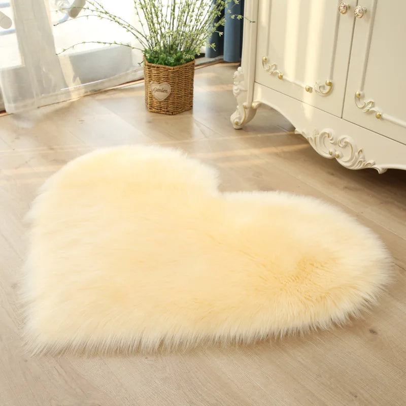 Tapis Shaggy En Cœur Sophrona jaune clair